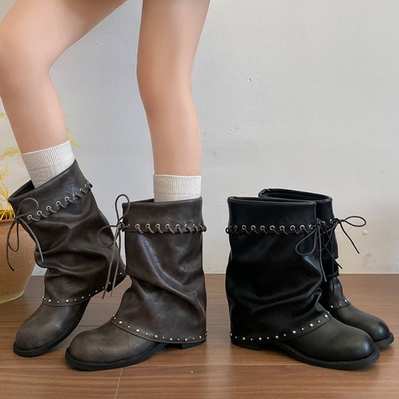 여성 슬라우치 미드 카프 부츠 라운드 토 레이스업 리벳 - Leather Classic Strap 리뷰 및 가격